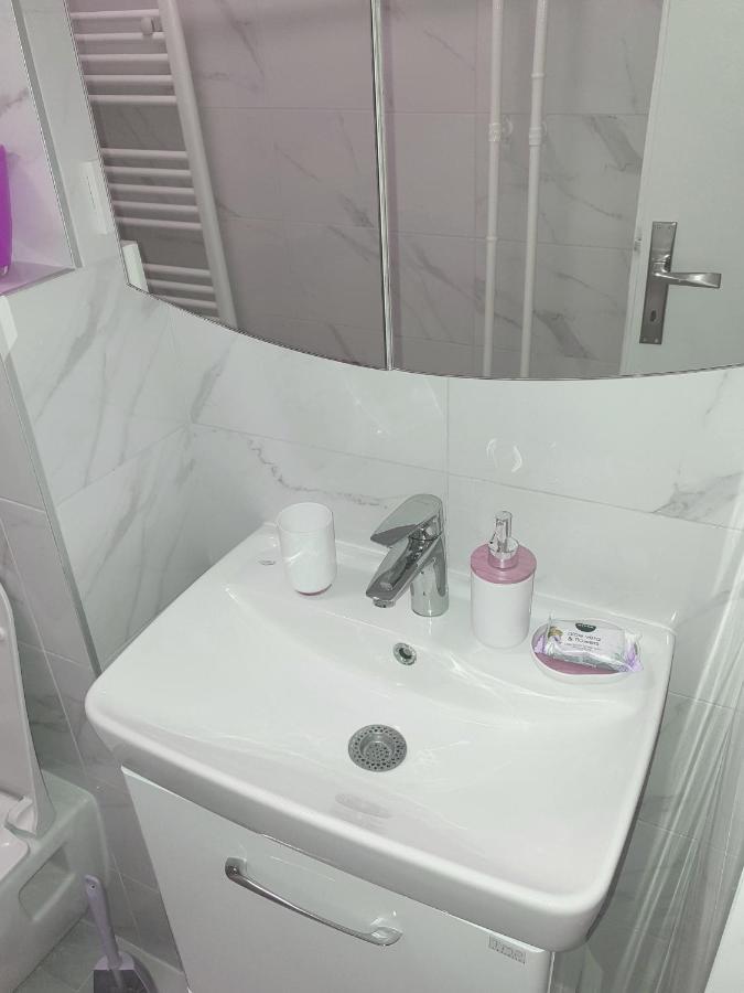 Apartman Oli SJJ Exterior foto